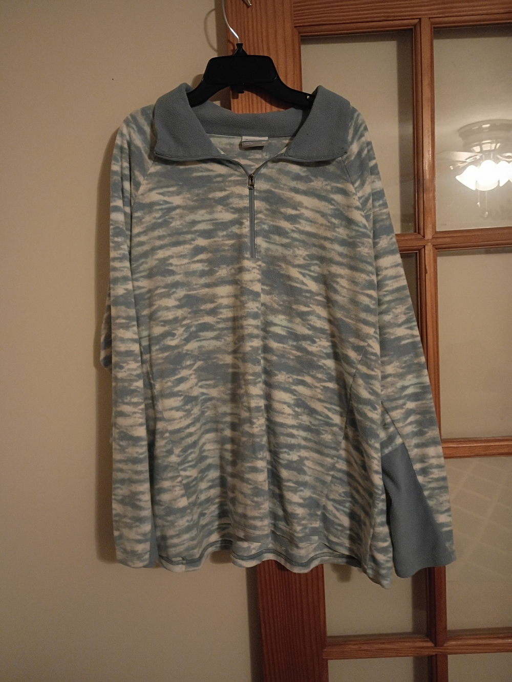 Columbia Blue and White Patterned Quarter-Zip Pullover
